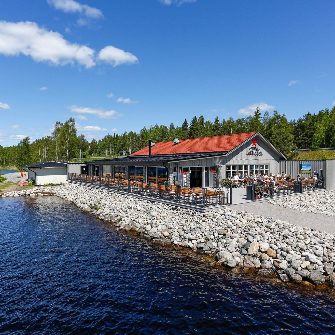 Lakelodge
